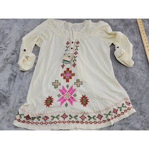 Roper Wear the West Women’s Small embroidered, crochet, roll up sleeve‎ V-neck